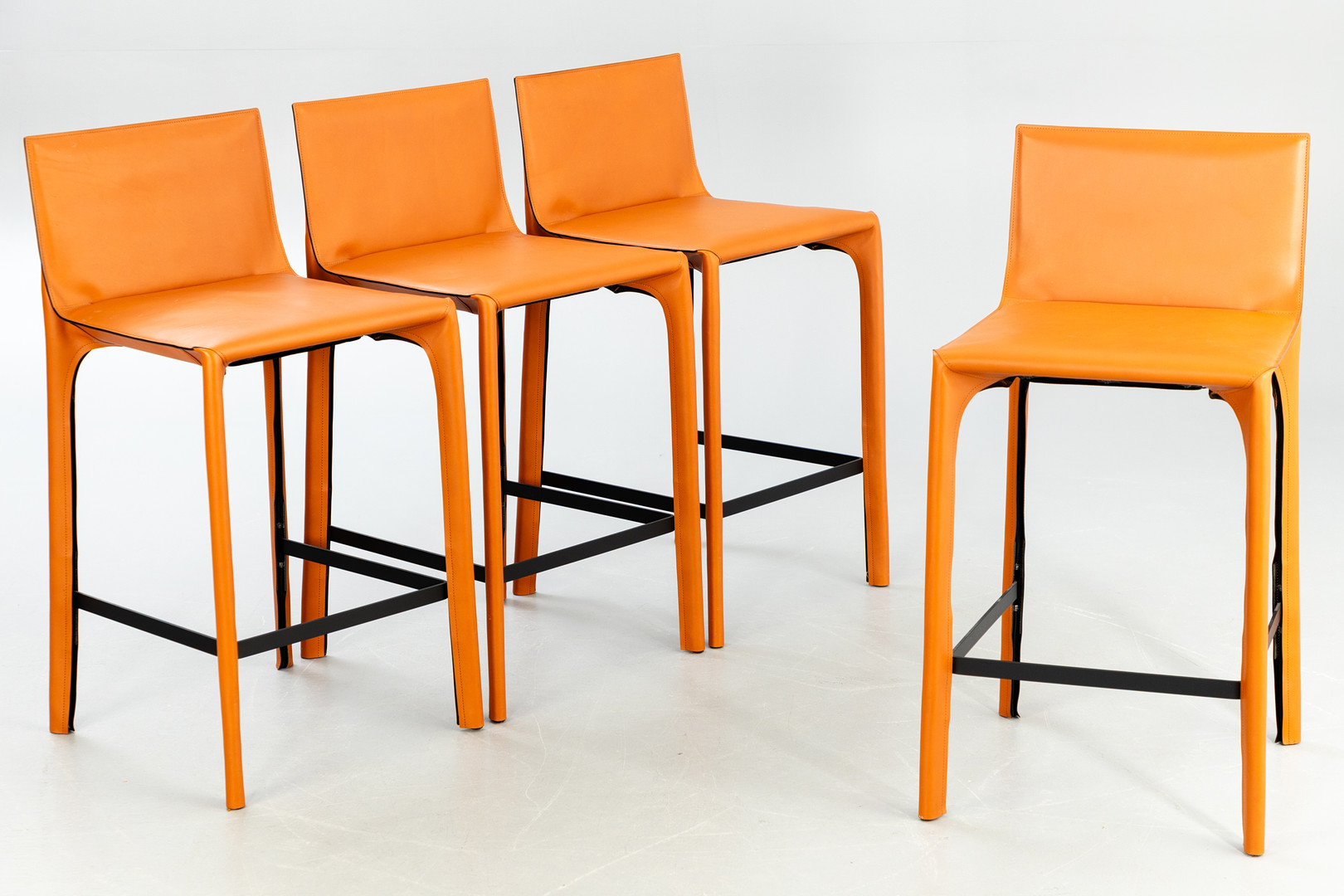 EOOS, Walter Knoll, Barhocker 'Saddle Chair' (4).