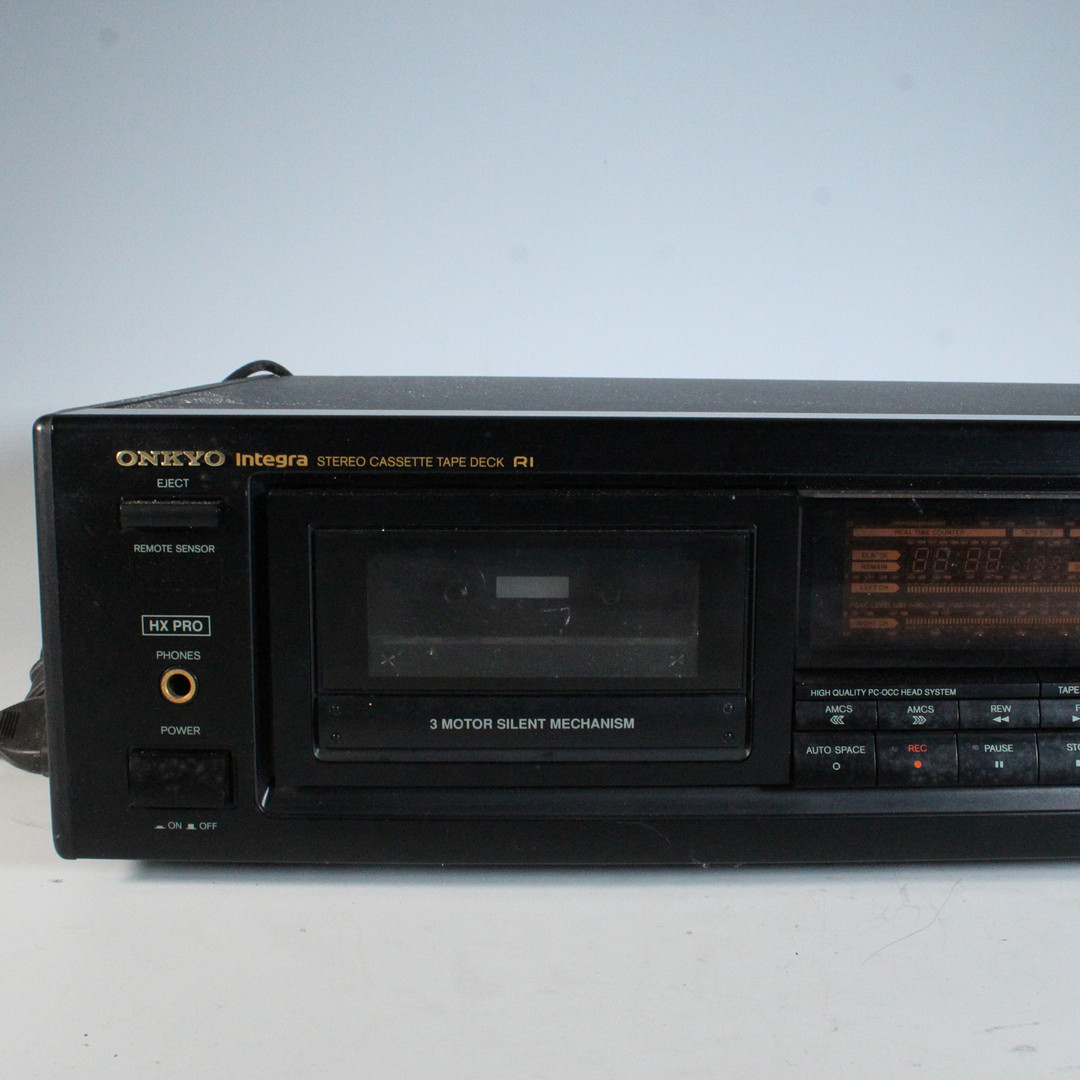 ONKYO. Quartz Synthesized Tuner Aplifier R1 , Modell '' TX-7530 '', 1980er, Japan.