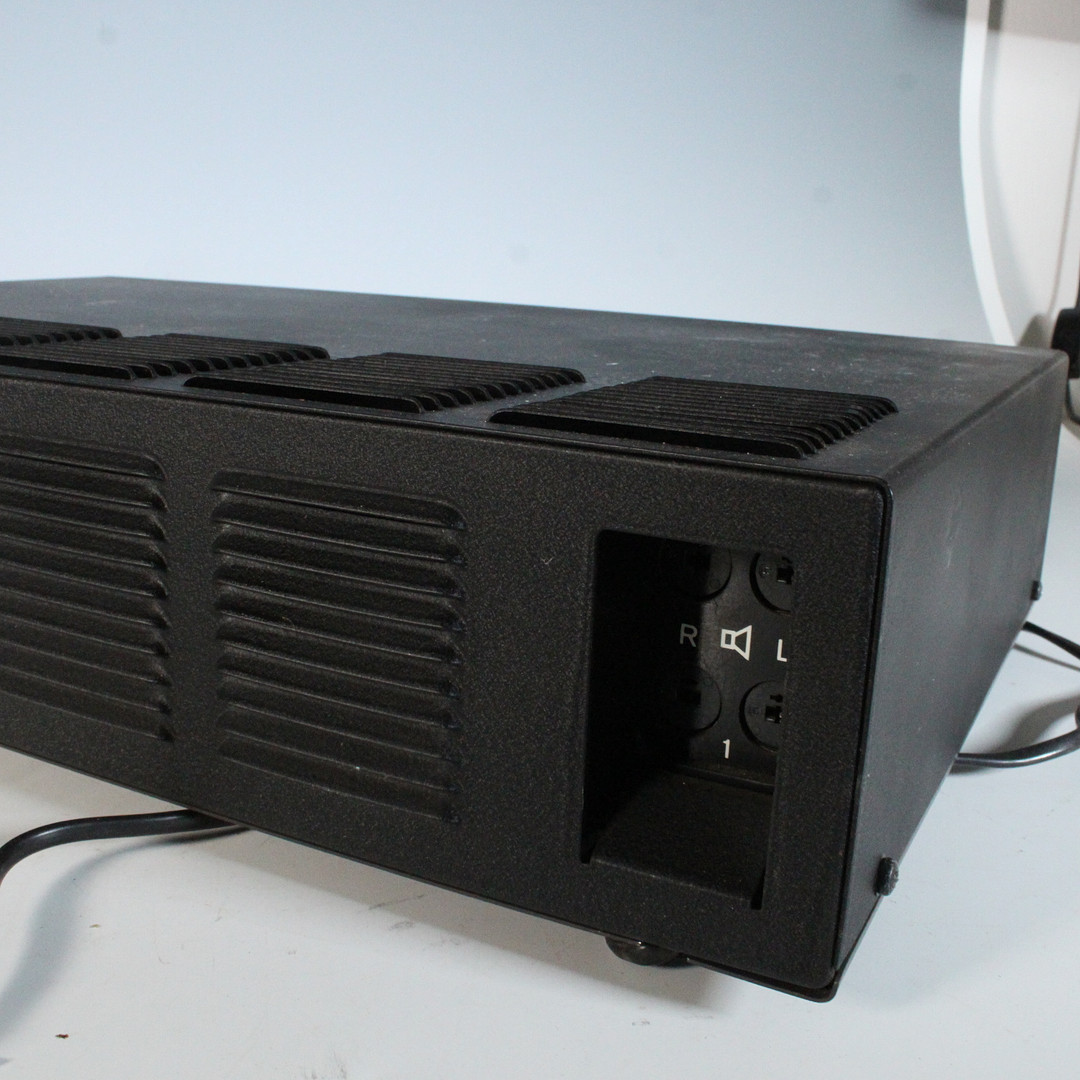 BRAUN. Verstärker/Receiver , Modell '' Regie 550 ''.