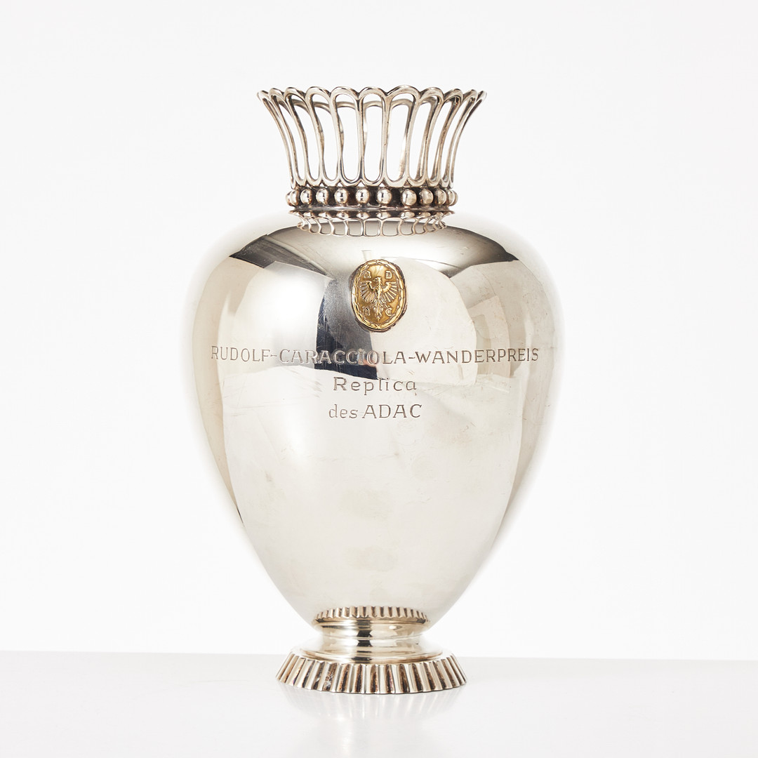 POKAL, silver, Wilkens, Tyskland, genombruten och godronnerad dekor. Graverad text 