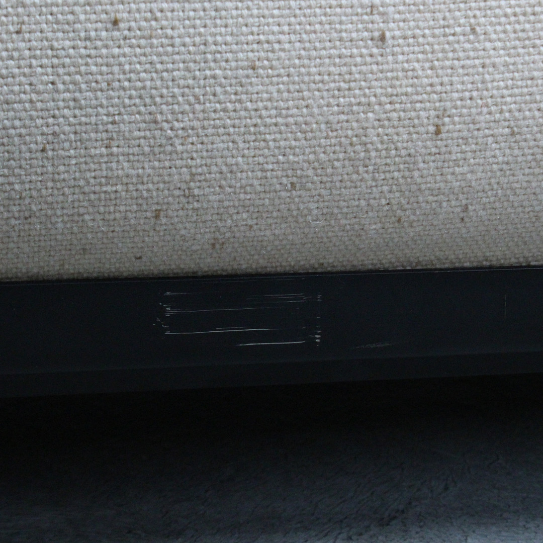 LE CORBUSIER, JEANNERET & PERRIAND. Cassina. Sofa / Dreisitzer, Modell 'LC2', Stahl, Entwurf 1928.