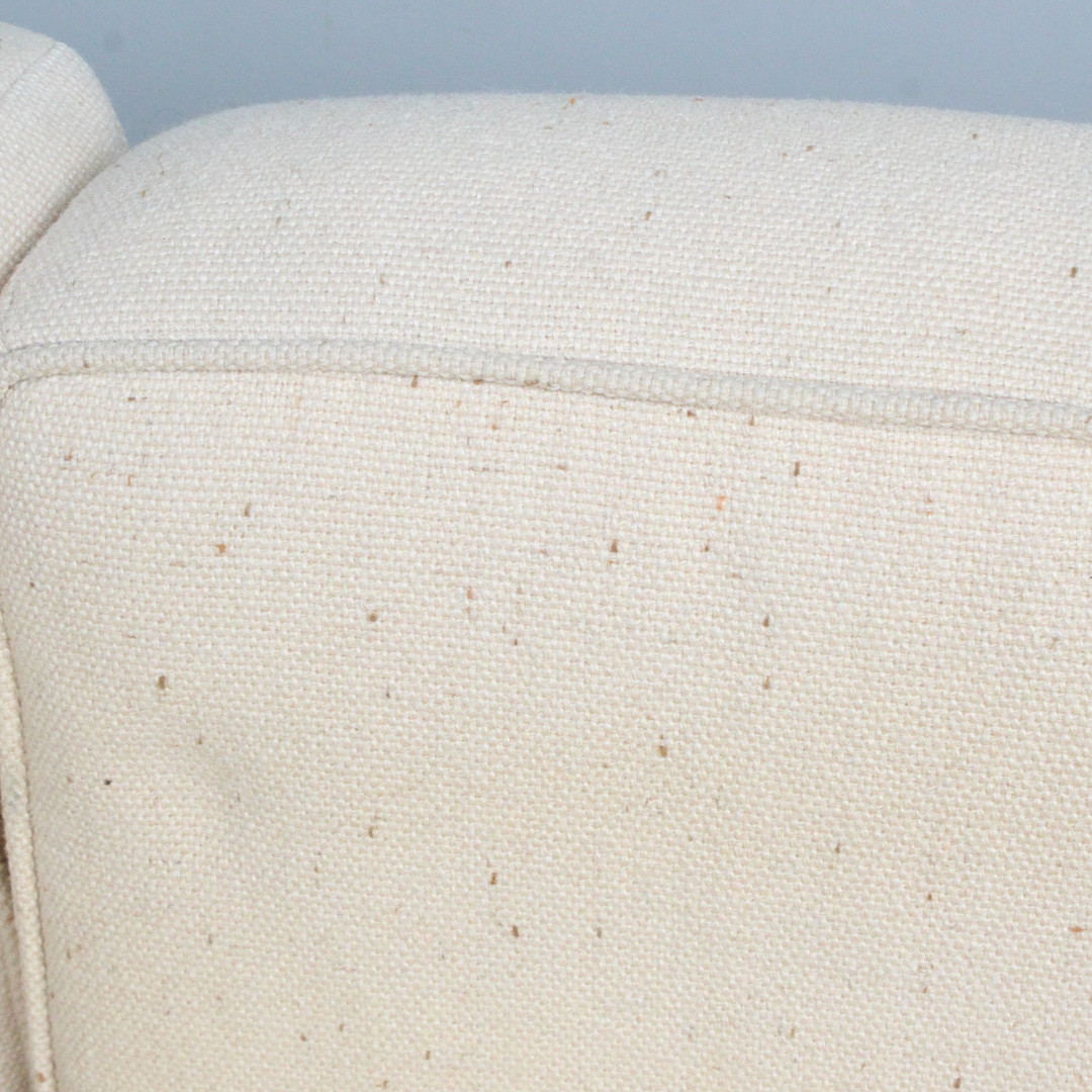 LE CORBUSIER, JEANNERET & PERRIAND. Cassina. Sofa / Dreisitzer, Modell 'LC2', Stahl, Entwurf 1928.