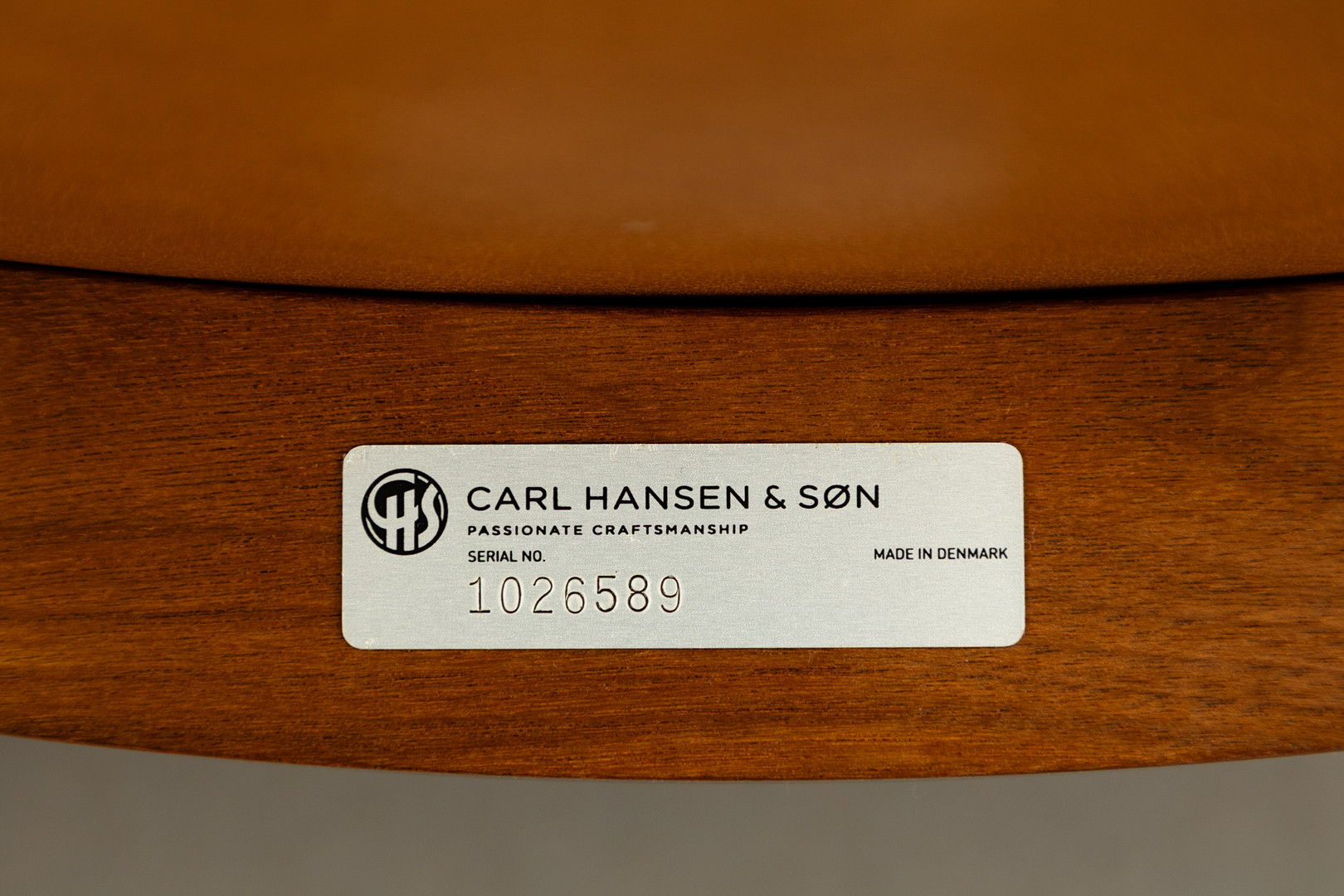 FRITS HENNINGSEN. Armlehnsessel / Signature Chair FH429, Carl Hansen & Søn, Dänemark.