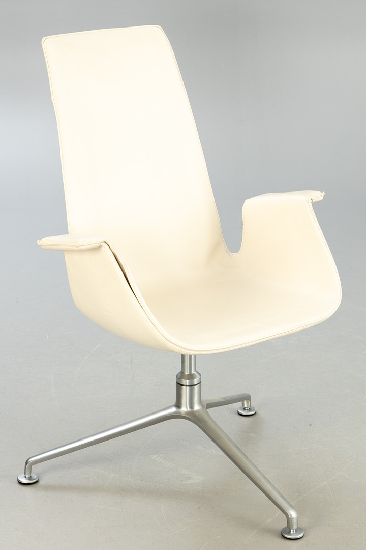 Preben Fabricius & Jørgen Kastholm, Hochlehner FK 6725 Chair, Walter Knoll.