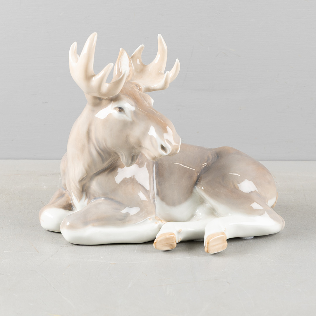 FIGURIN, älg, porslin, Royal Copenhagen, Knud Kyhn, Danmark.