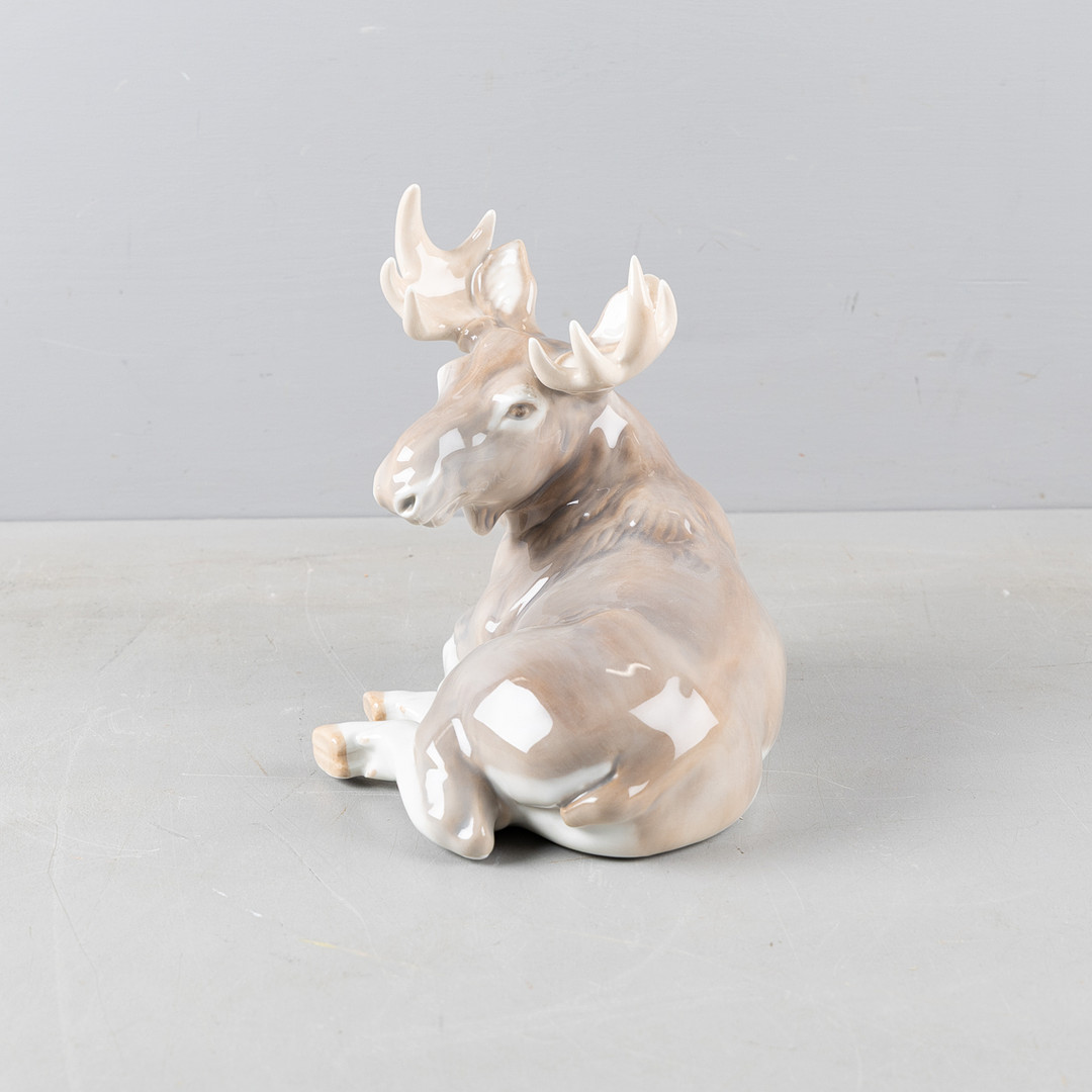 FIGURIN, älg, porslin, Royal Copenhagen, Knud Kyhn, Danmark.