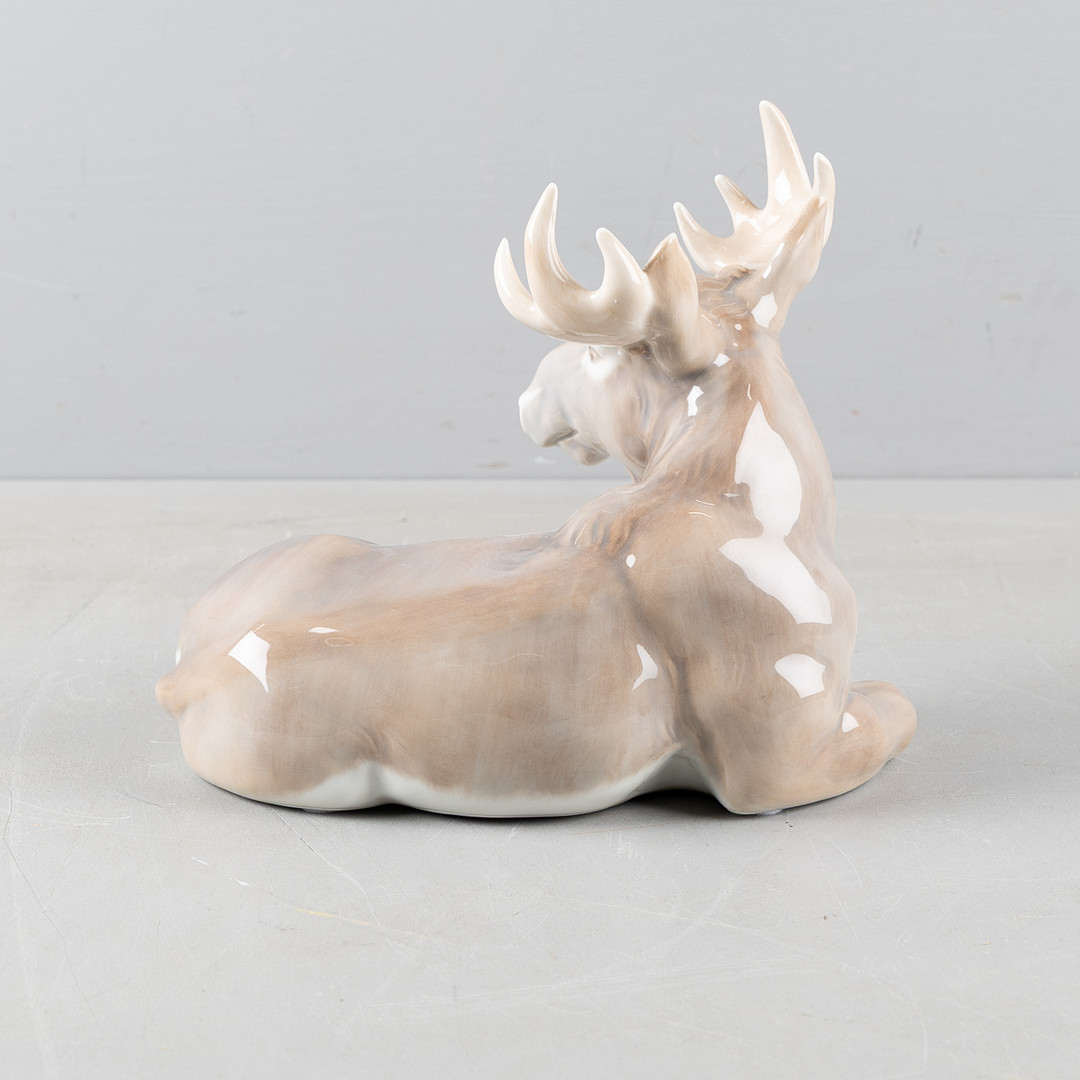FIGURIN, älg, porslin, Royal Copenhagen, Knud Kyhn, Danmark.