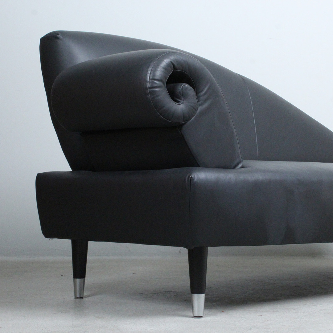PUPPA & RAGI. Ligne Roset. Sofa, Modell 'Helix', Leder, Frankreich, 1990er Jahre.