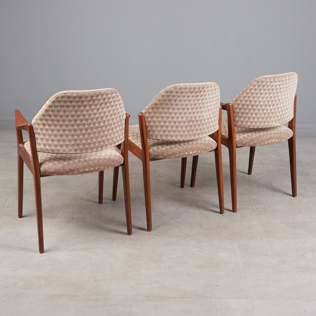 HARTMUT LOHMEYER. für Wilkhahn, fünf Stühle / Esszimmerstühle, Teak, Stoff, 1960er Jahre, Deutschland.
