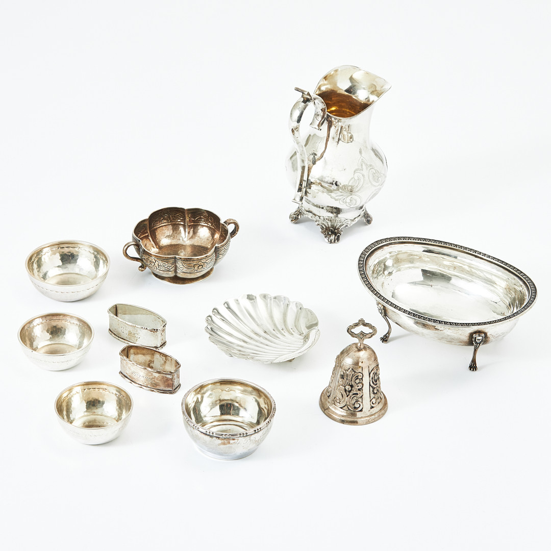 SAMLING SILVERFÖREMÅL.