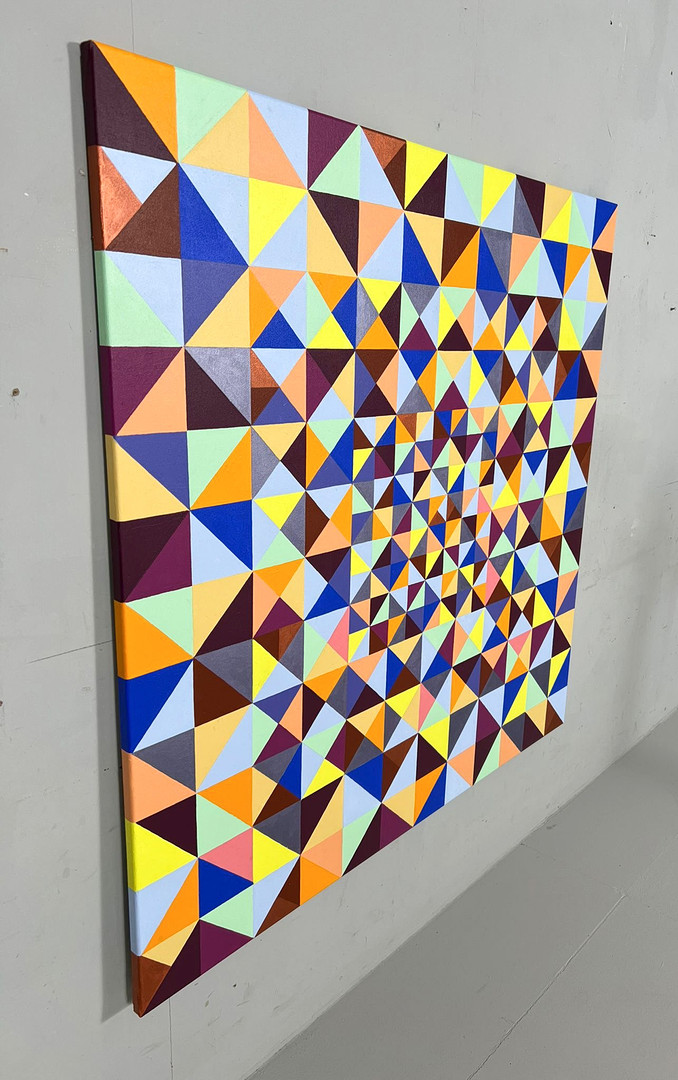 Lena László, Acryl auf Leinwand, 'Exactly 299 triangles'.