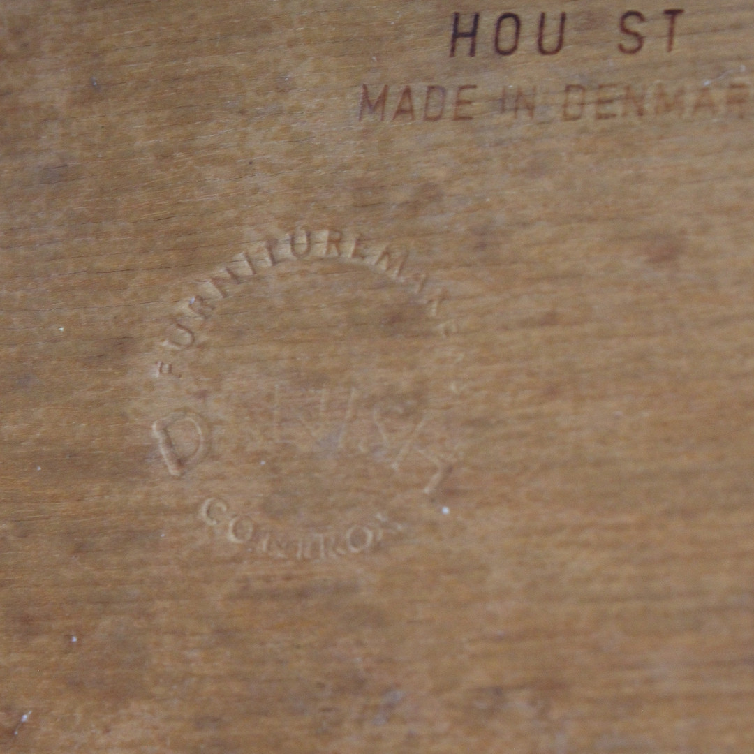 EJVIND A. JOHANSSON. Ivan Gern Møbelfabrik. Paar Stühle, Modell 'Eye Chair' / '84', Teak, Dänemark, 1960er Jahre.