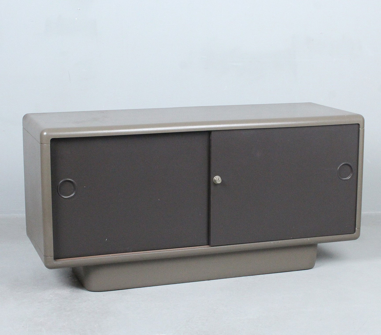 ERNEST 'IGL' HOFMANN (1920-2001). für Wilhelm Werndl, Space Age Sideboard, 1970er.