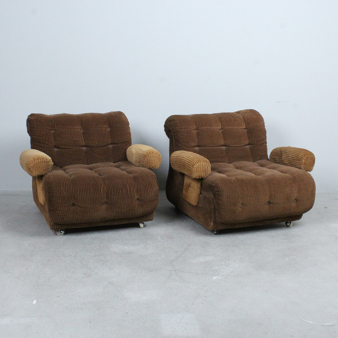 Paar Loungesessel / Sofaelemente, Cord, 1970er Jahre.