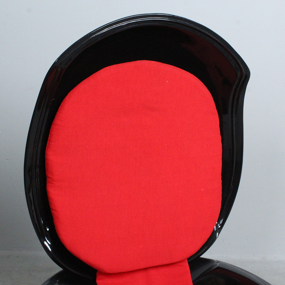 PETER GHYCZY. Reuter. Gartensessel / Loungechair, Modell 'Senftenberg Ei' / 'Garden Egg', Entwurf von 1968.