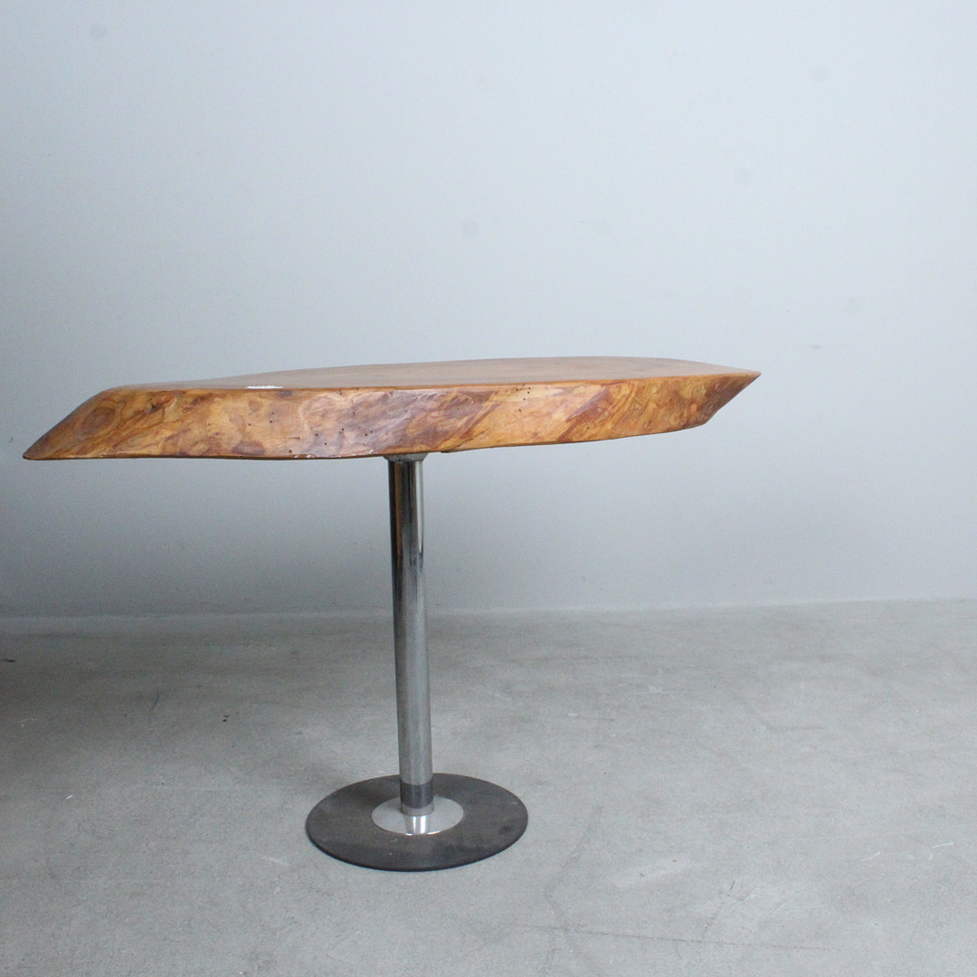 Konsole/Coffeetable / Baumscheibentisch.