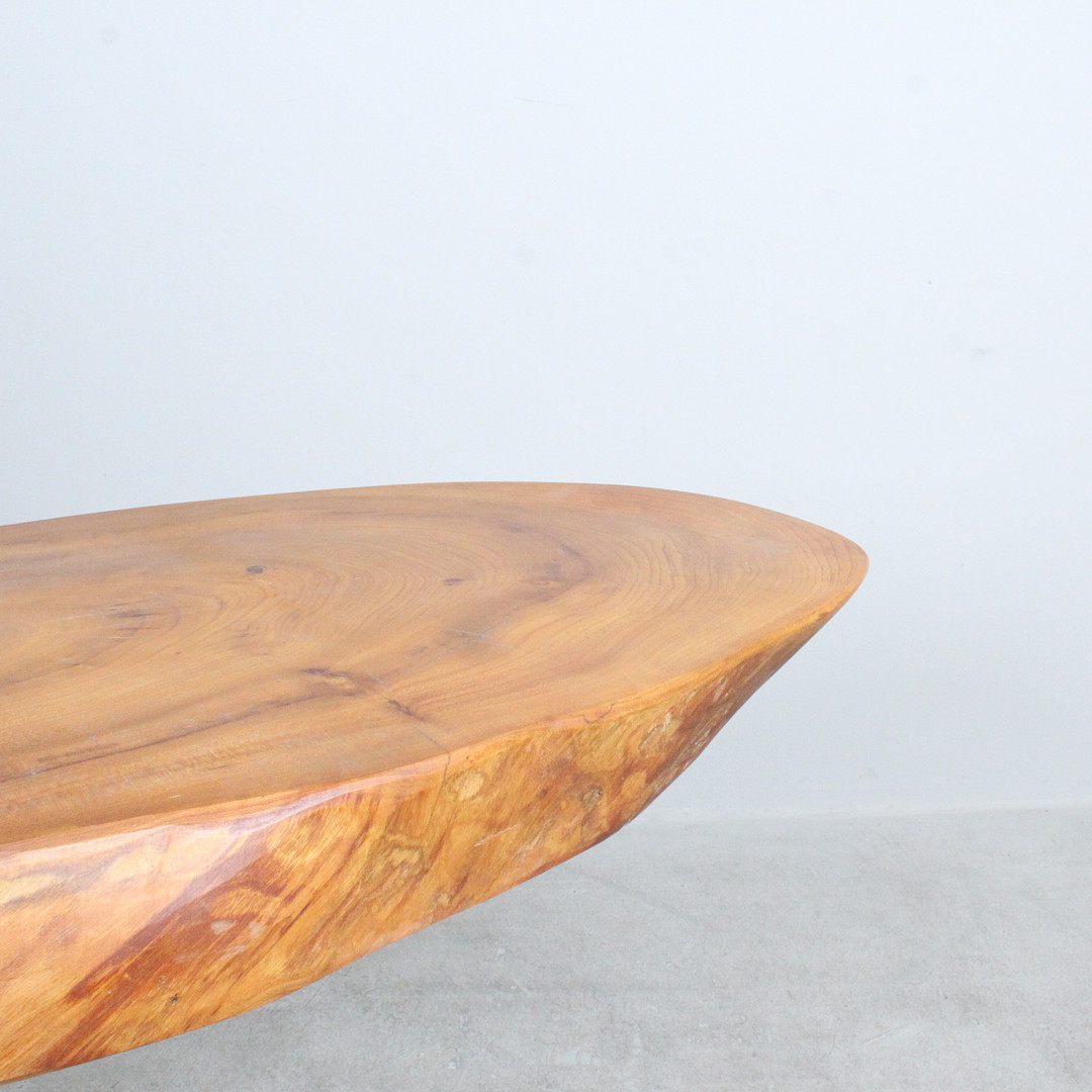 Konsole/Coffeetable / Baumscheibentisch.