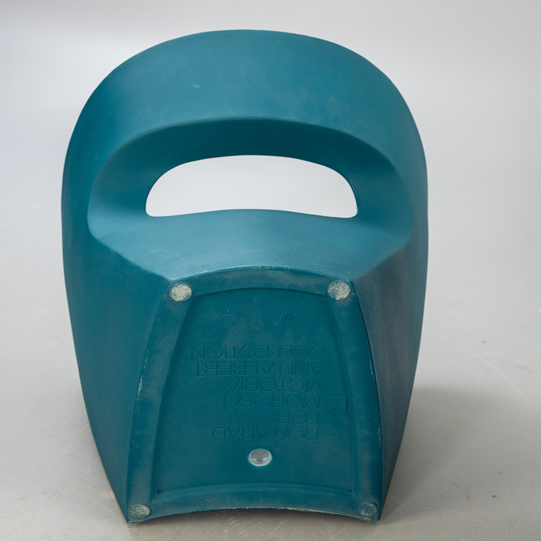 RON ARAD. Moroso. 2 Sessel,