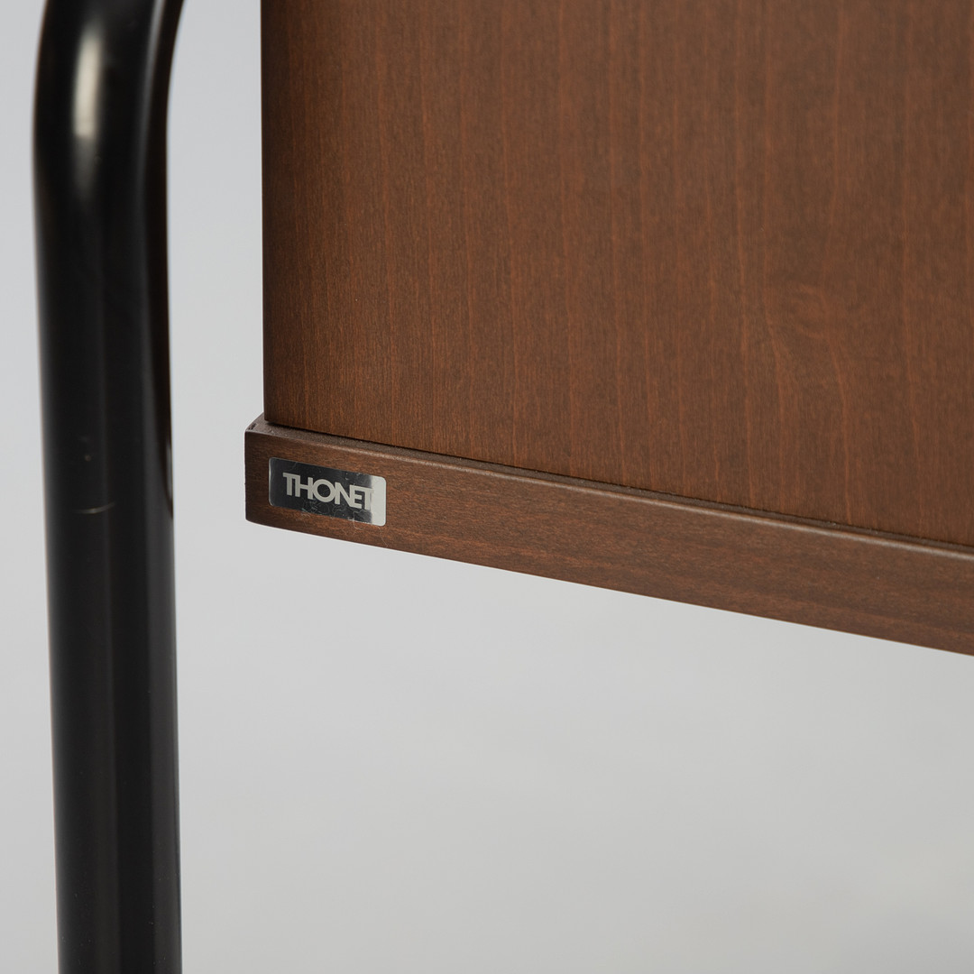 Thonet, Schreibtisch S 1200.