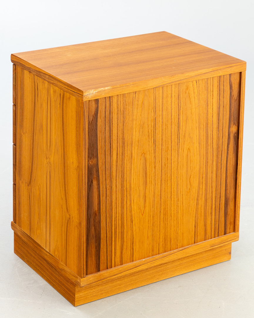Teak Kommode.