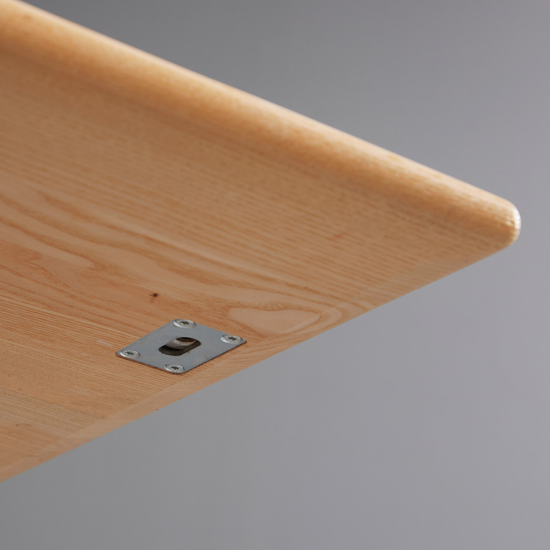 HANS J. WEGNER. Carl Hansen & Søn Esstisch / Tisch, Modell 'CH327', Eiche, Entwurf 1962, Dänemark.