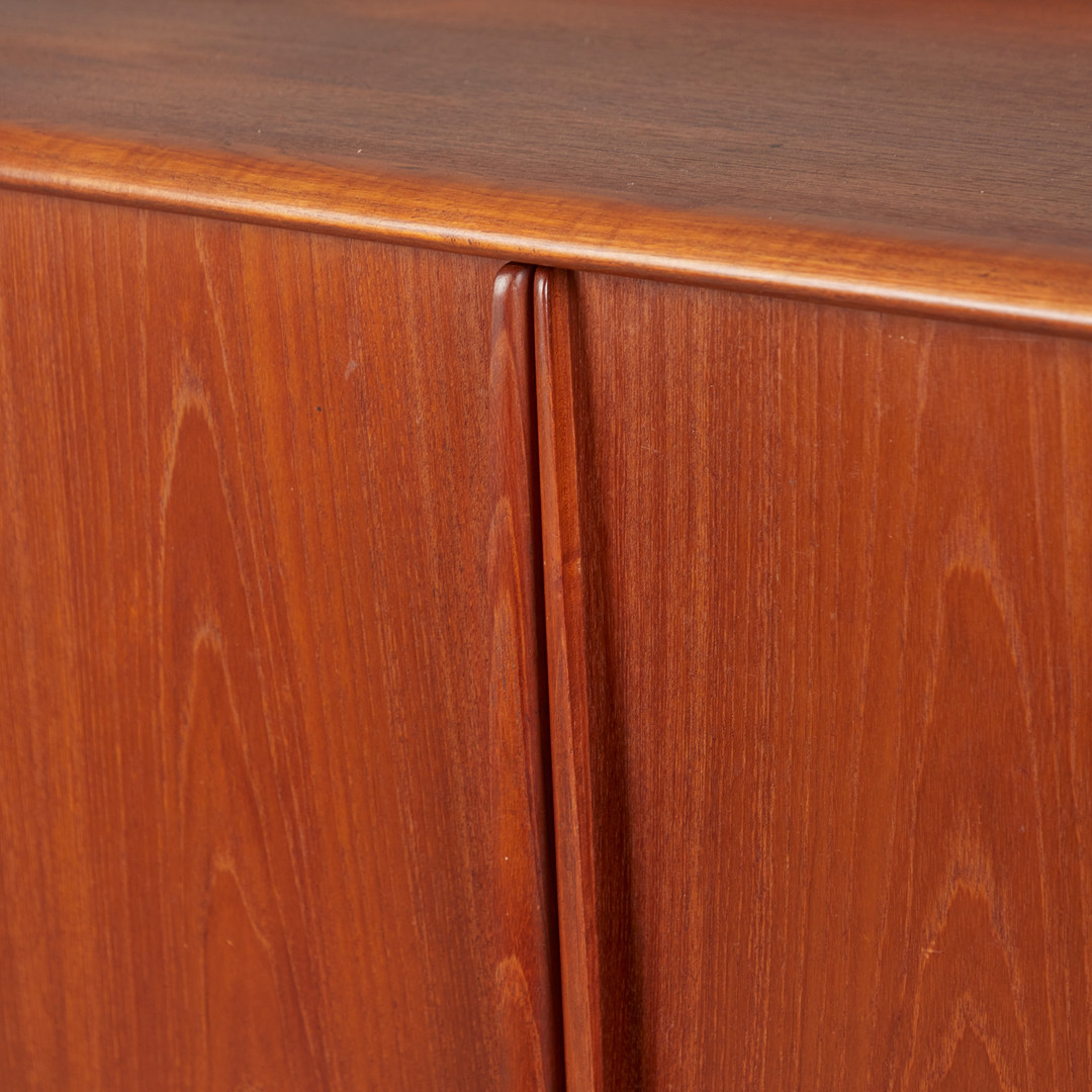 SVEND AAGE MADSEN. für K. Knudsen & Søn, Highboard / Kommode, Teak, 60er Jahre, Dänemark.