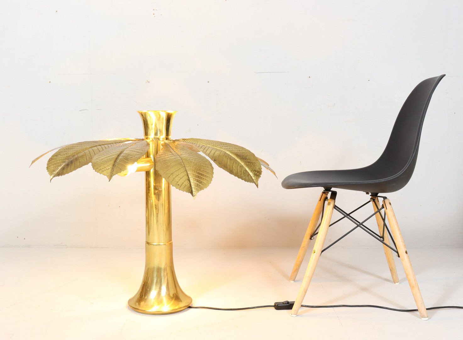 CARLO GIORGI. 2 Skulpturale Lampen/Tischlampen von Carlo Giorgi für für Bottega Gadda, Modell: Ippocastano, Italien, 1970er Jahre.