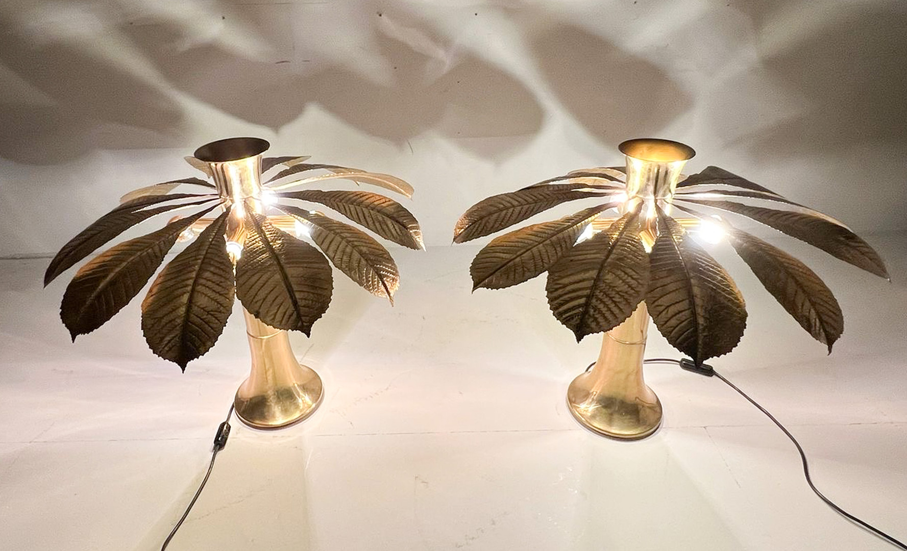 CARLO GIORGI. 2 Skulpturale Lampen/Tischlampen von Carlo Giorgi für für Bottega Gadda, Modell: Ippocastano, Italien, 1970er Jahre.
