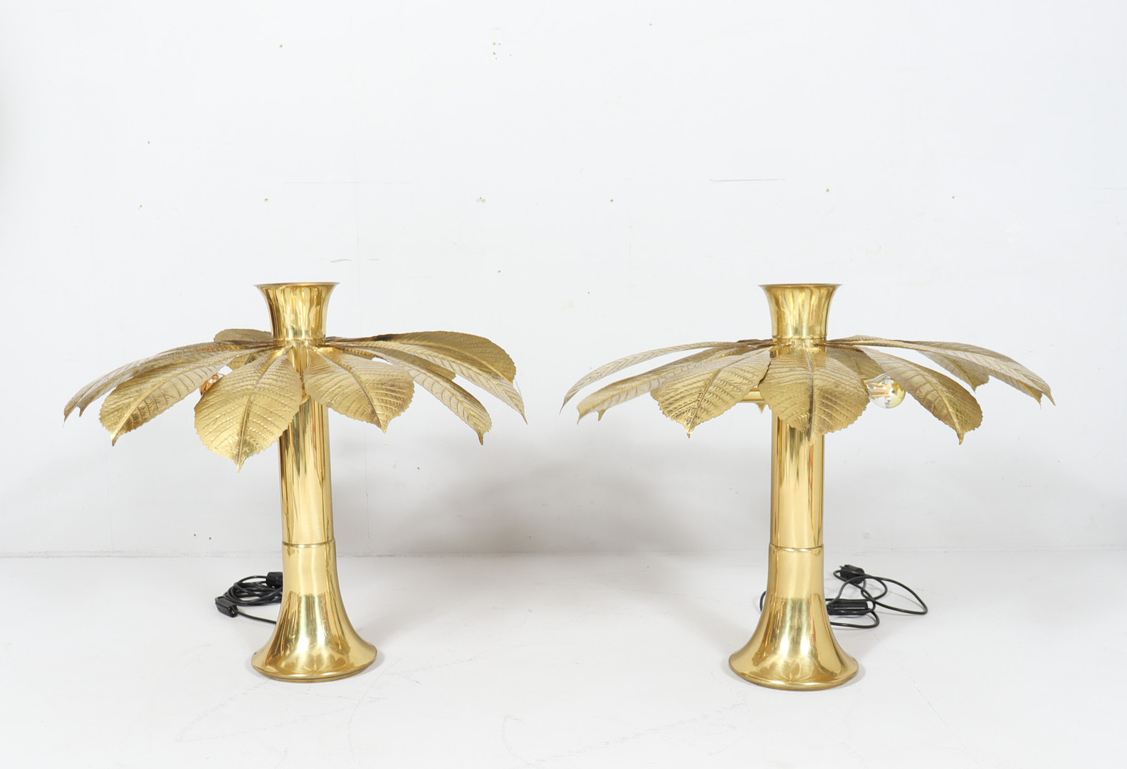 CARLO GIORGI. 2 Skulpturale Lampen/Tischlampen von Carlo Giorgi für für Bottega Gadda, Modell: Ippocastano, Italien, 1970er Jahre.