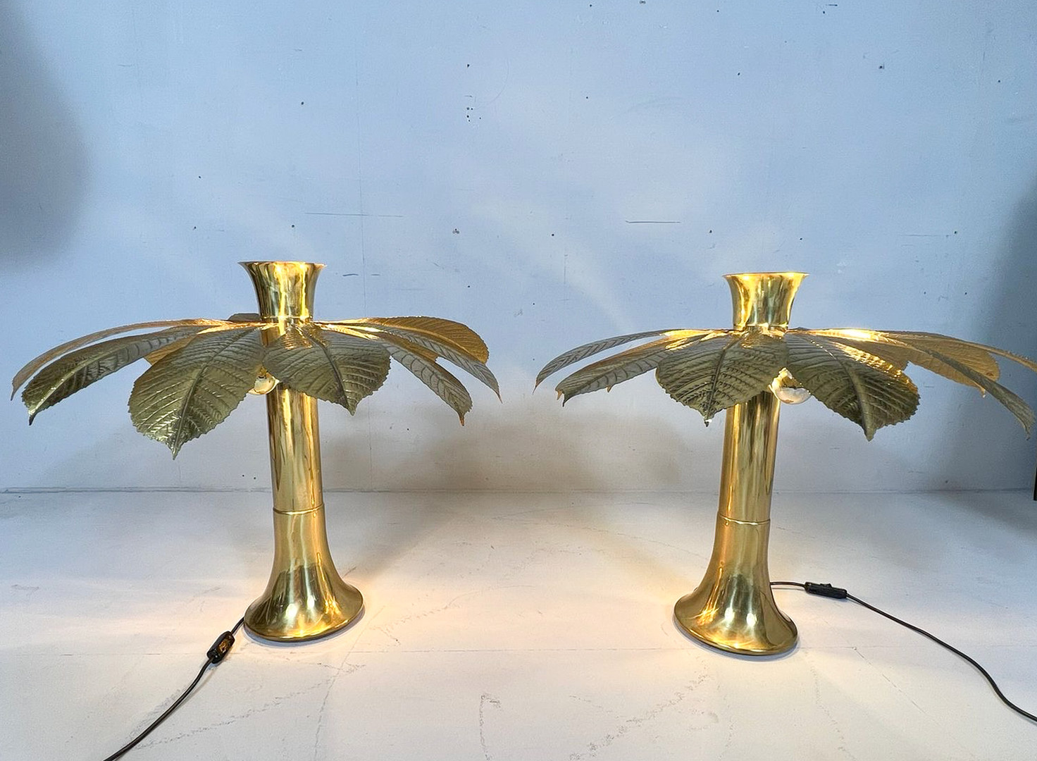 CARLO GIORGI. 2 Skulpturale Lampen/Tischlampen von Carlo Giorgi für für Bottega Gadda, Modell: Ippocastano, Italien, 1970er Jahre.