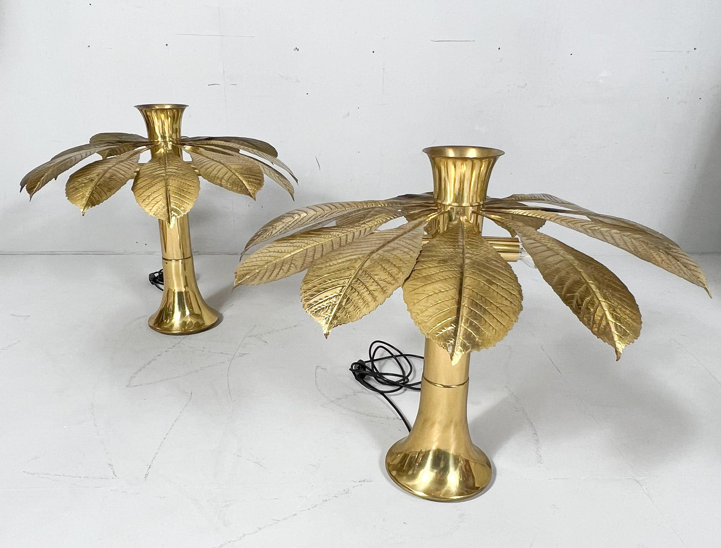 CARLO GIORGI. 2 Skulpturale Lampen/Tischlampen von Carlo Giorgi für für Bottega Gadda, Modell: Ippocastano, Italien, 1970er Jahre.