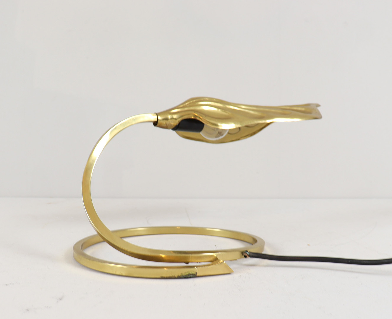 TOMMASO BARBI. Skulpturale Tischlampe/Tischleuchte von Tommaso Barbi für Bottega Gadda, Italien, 1970er Jahre.