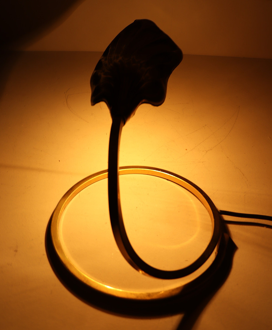 TOMMASO BARBI. Skulpturale Tischlampe/Tischleuchte von Tommaso Barbi für Bottega Gadda, Italien, 1970er Jahre.