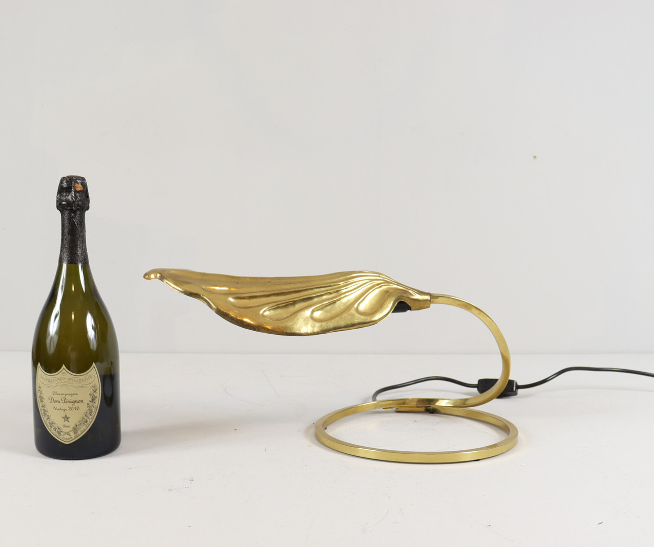 TOMMASO BARBI. Skulpturale Tischlampe/Tischleuchte von Tommaso Barbi für Bottega Gadda, Italien, 1970er Jahre.