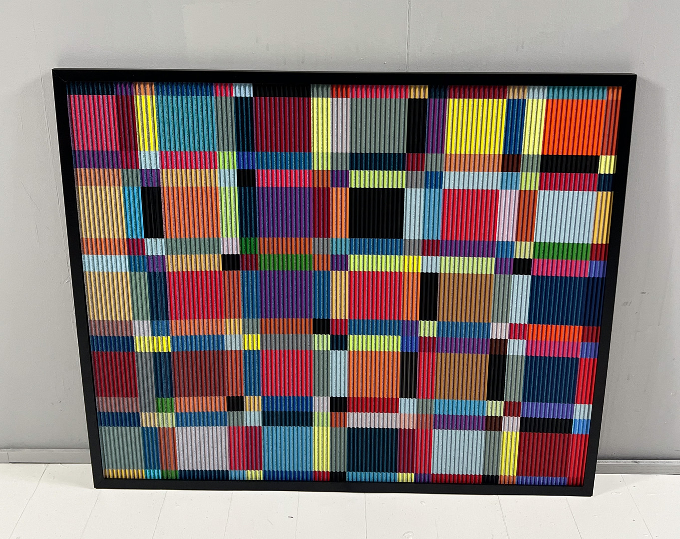 Lena László für Studio Exactly, Lenticular/3d Relief auf Aluminiumplatte mit Lamination, '210 geometric forms', limitiert.