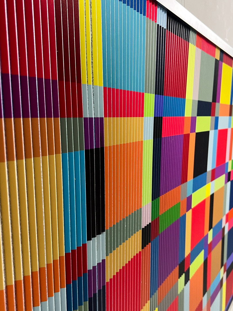 Lena László für Studio Exactly, Lenticular/3d Relief auf Aluminiumplatte mit Lamination, '210 geometric forms', limitiert.