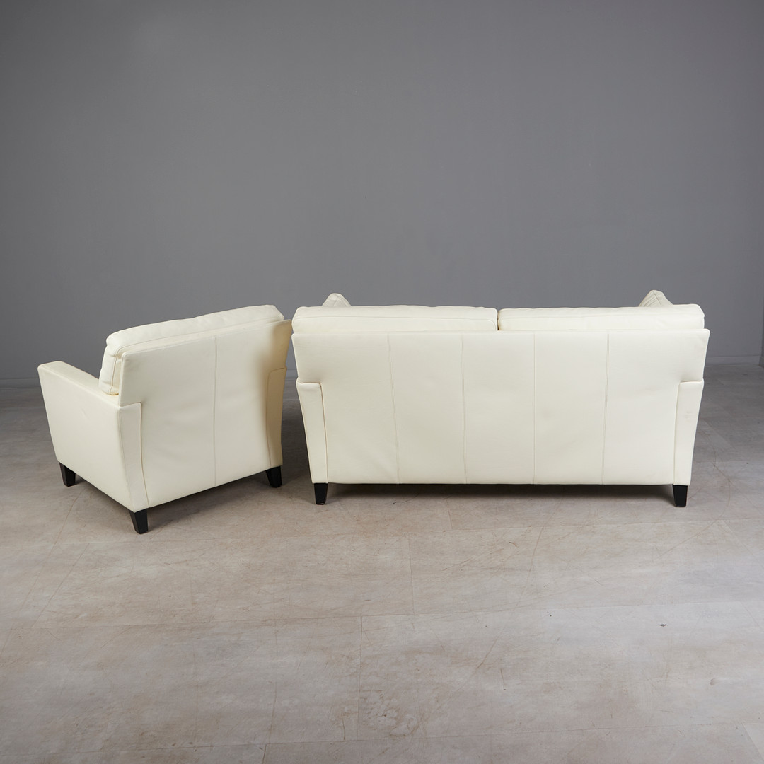 WALTER KNOLL. Zweisitzer und Sessel, Model 'Henry', Leder, weiß, Deutschland (2).