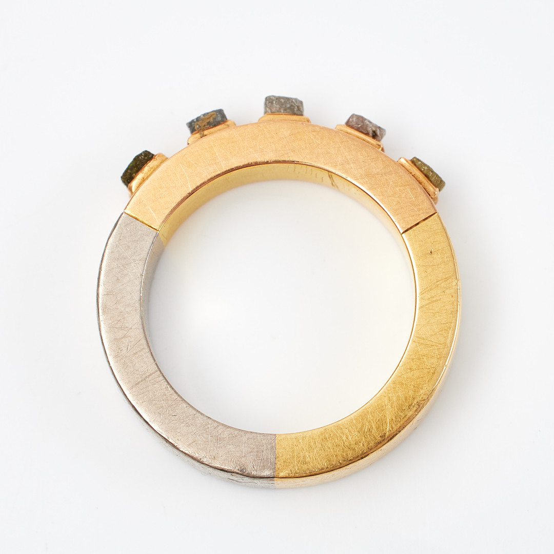 GAUDY. RING, 18 k vit- röd och roseguld, samt 5 st rådiamanter, Gaudy Stockholm Ab, Stokholm, 1998.