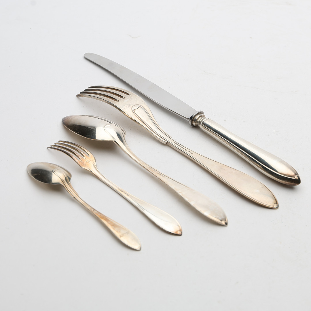 BESTICKUPPSÄTTNING, 54 delar, silver, bl.a. Markströms Guldsmed AB K G.