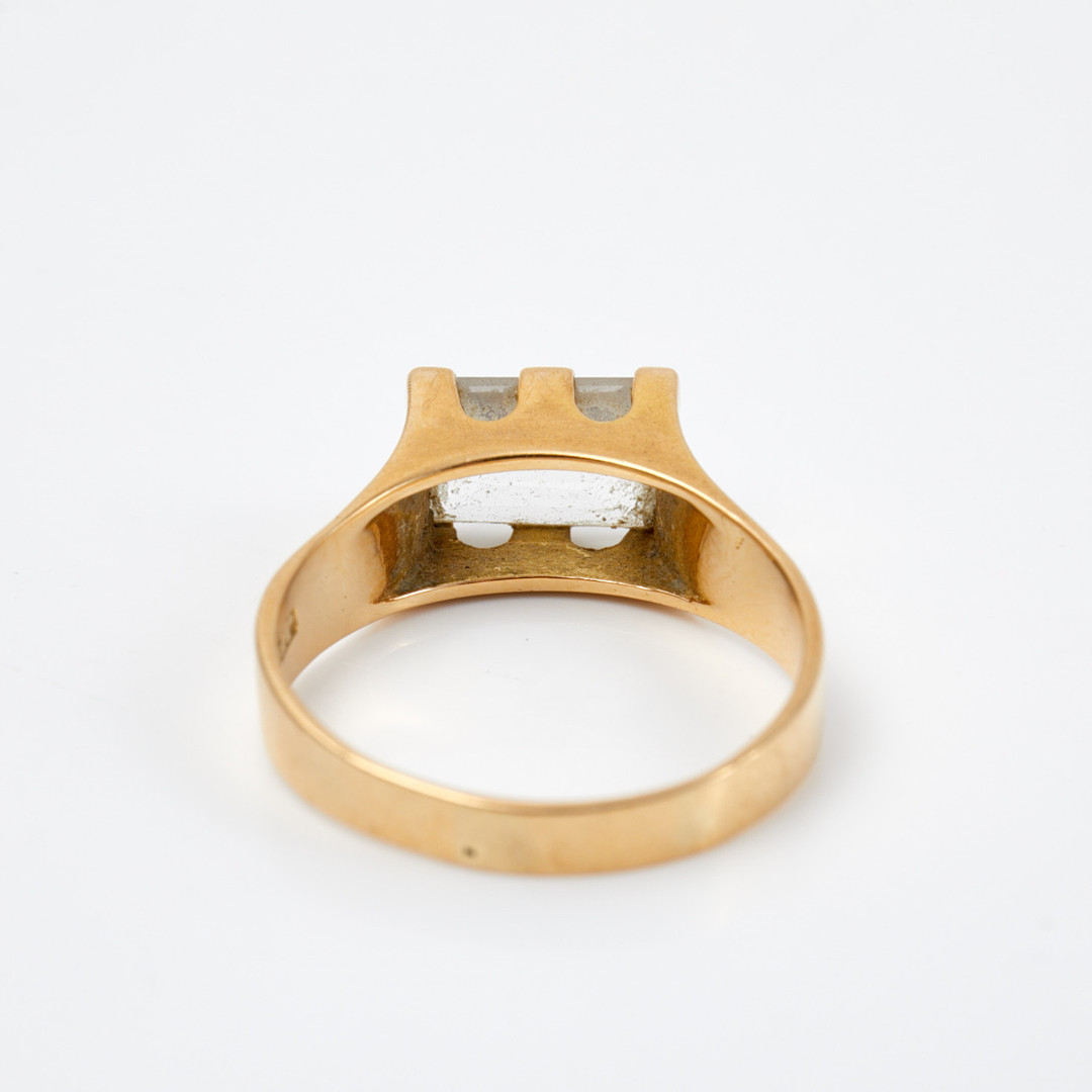 RING, 18 k guld, Smaragdslipad bergskristall, Petterssons Eftr Juvelerar Ab Joh, Malmö, 1967.