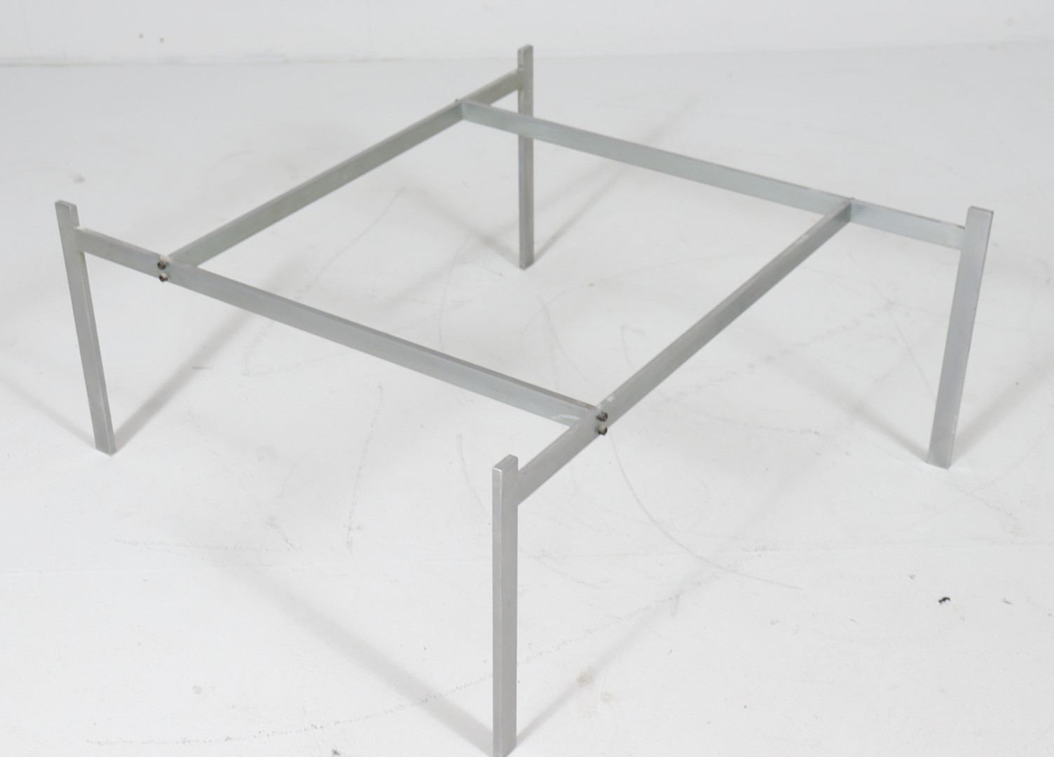 POUL KJAERHOLM. für Fritz Hansen, Coffee Table/Couchtisch, Modell: PK 61, Dänemark, 1970er Jahre.
