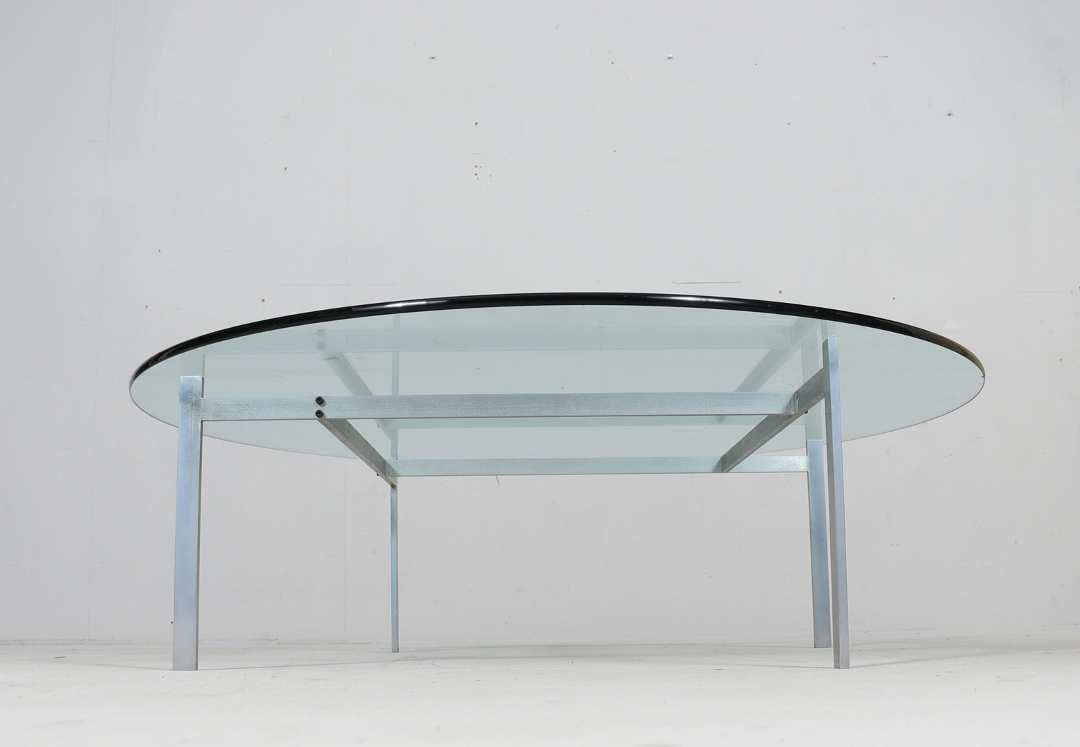 POUL KJAERHOLM. für Fritz Hansen, Coffee Table/Couchtisch, Modell: PK 61, Dänemark, 1970er Jahre.