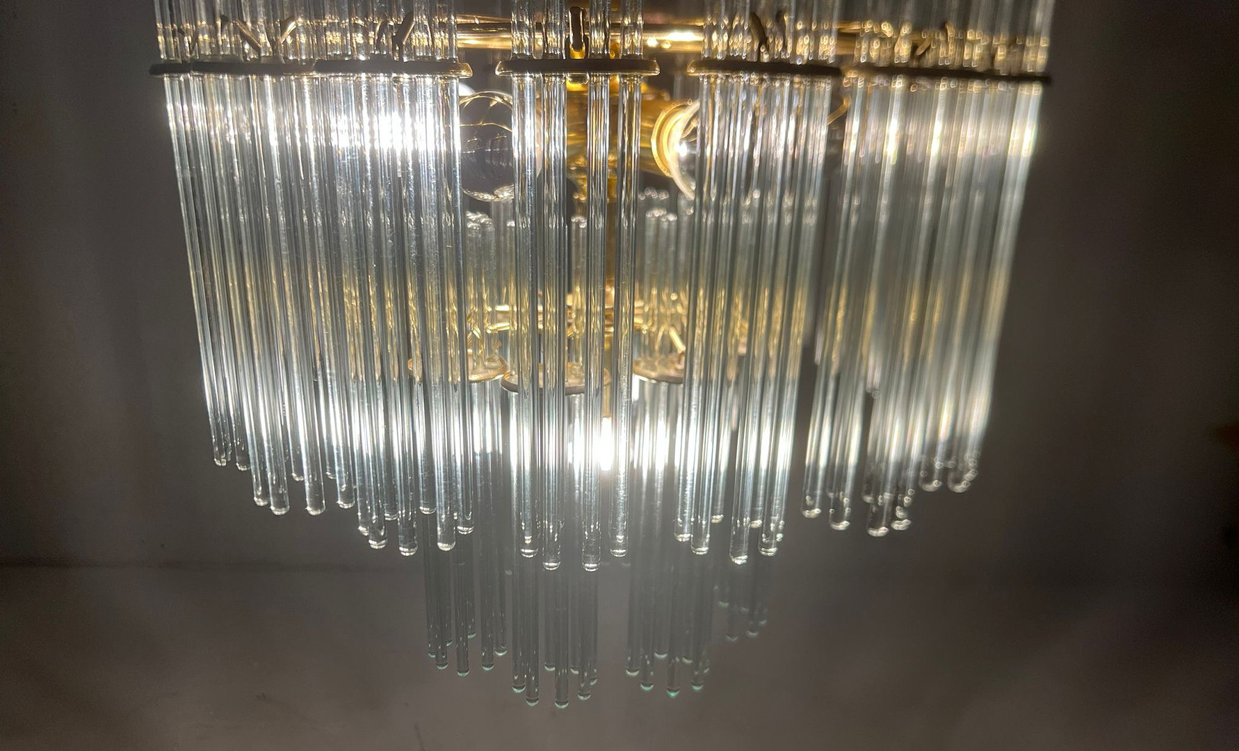 GAETANO SCIOLARI. Mid Century Kronleuchter/Deckenlampe, Murano, Italien, 1970er Jahre.