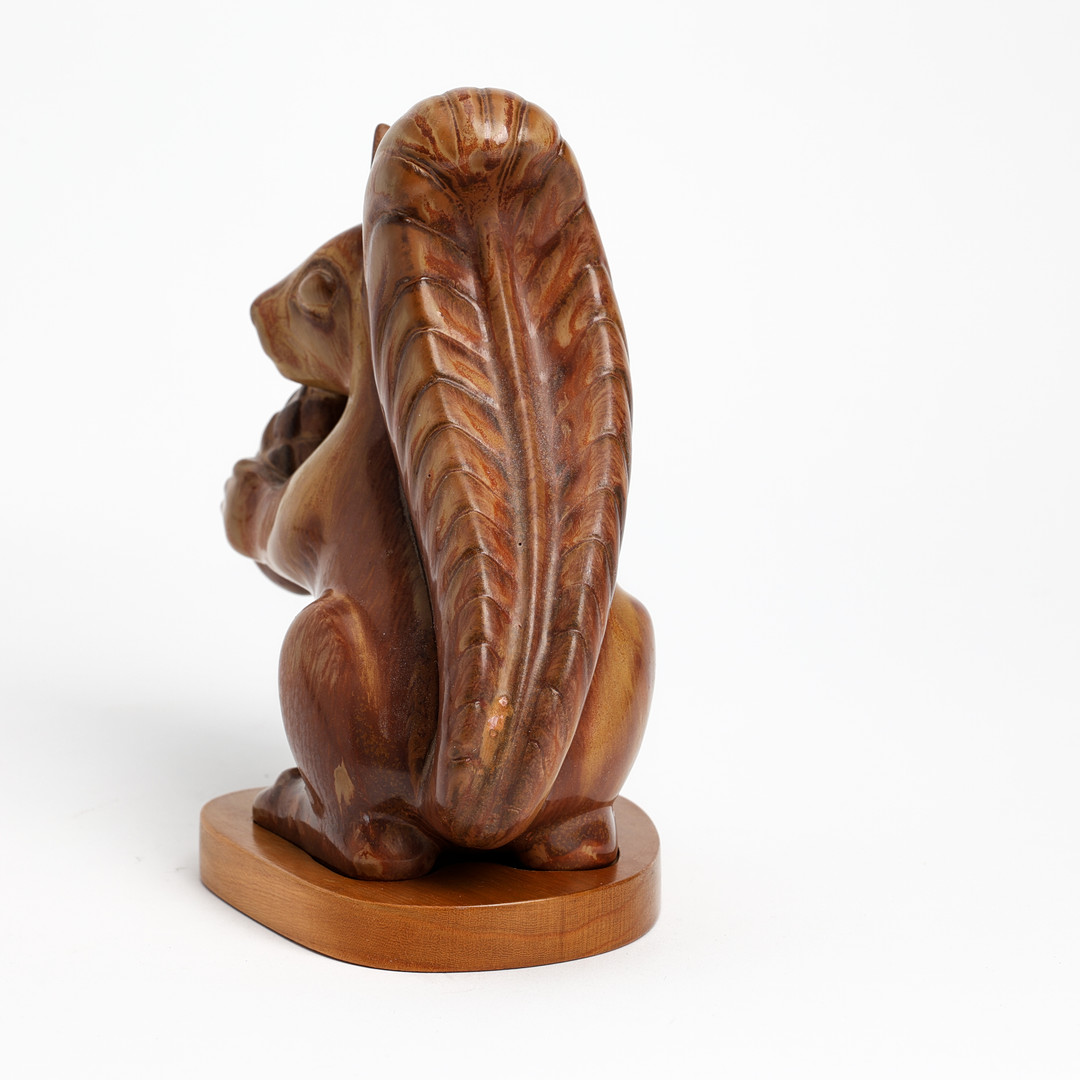 GUNNAR NYLUND. Figurin, ekorre, glaserat stengods, Rörstrand, numrerad 124/500.
