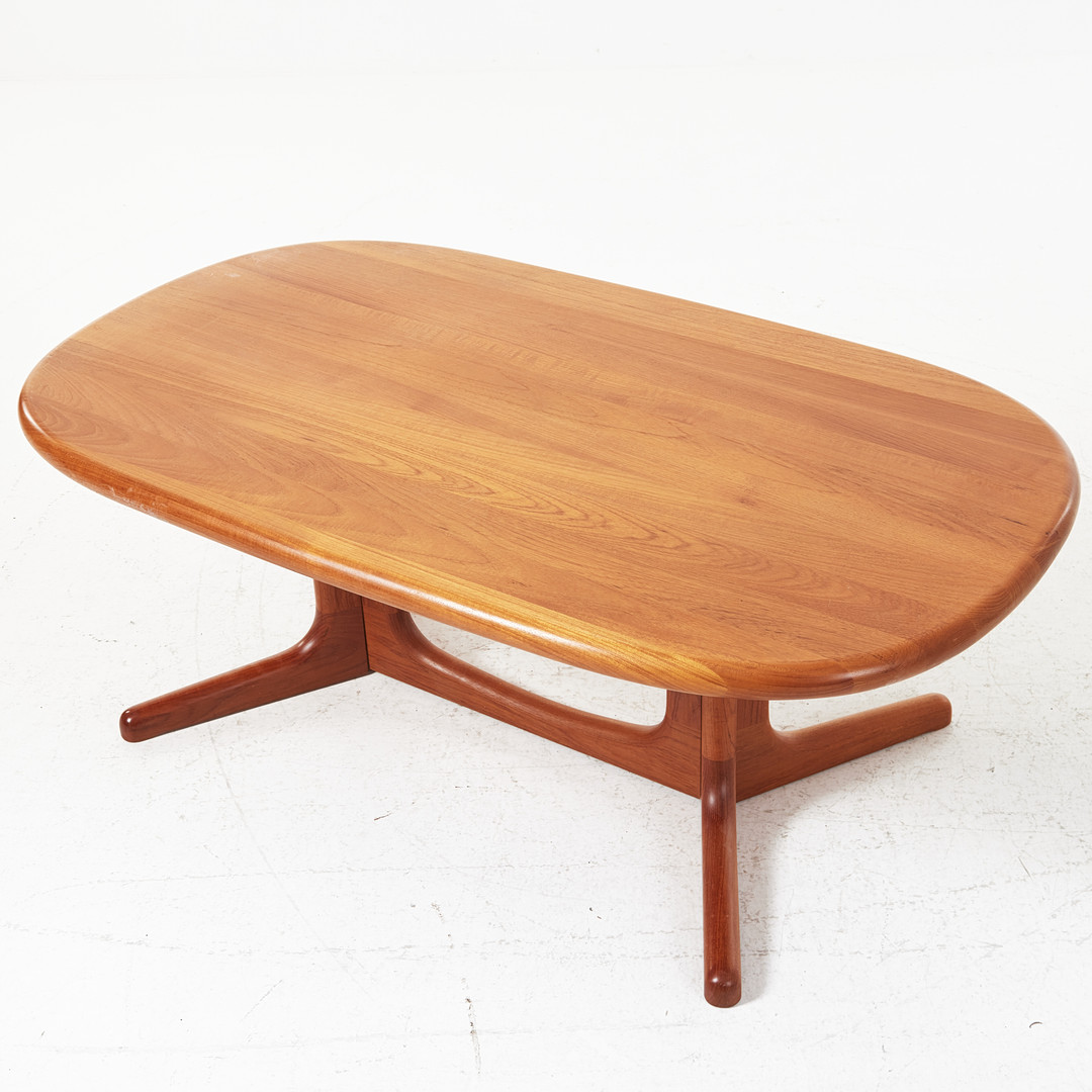 GLOSTRUP. soffbord, teak, Danmark, 1970-tal, tillverkarens etikett på undersidan.