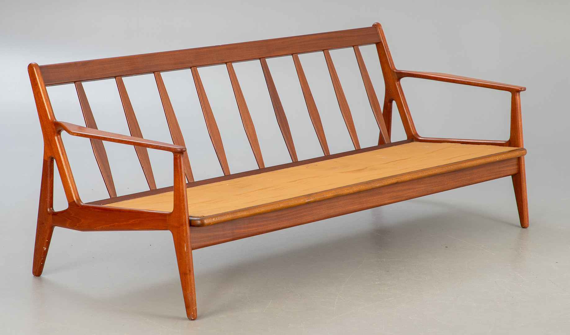 ARNE VODDER. Teak Sofa, 3-Sitzer, Dänemark, 1960er Jahre.