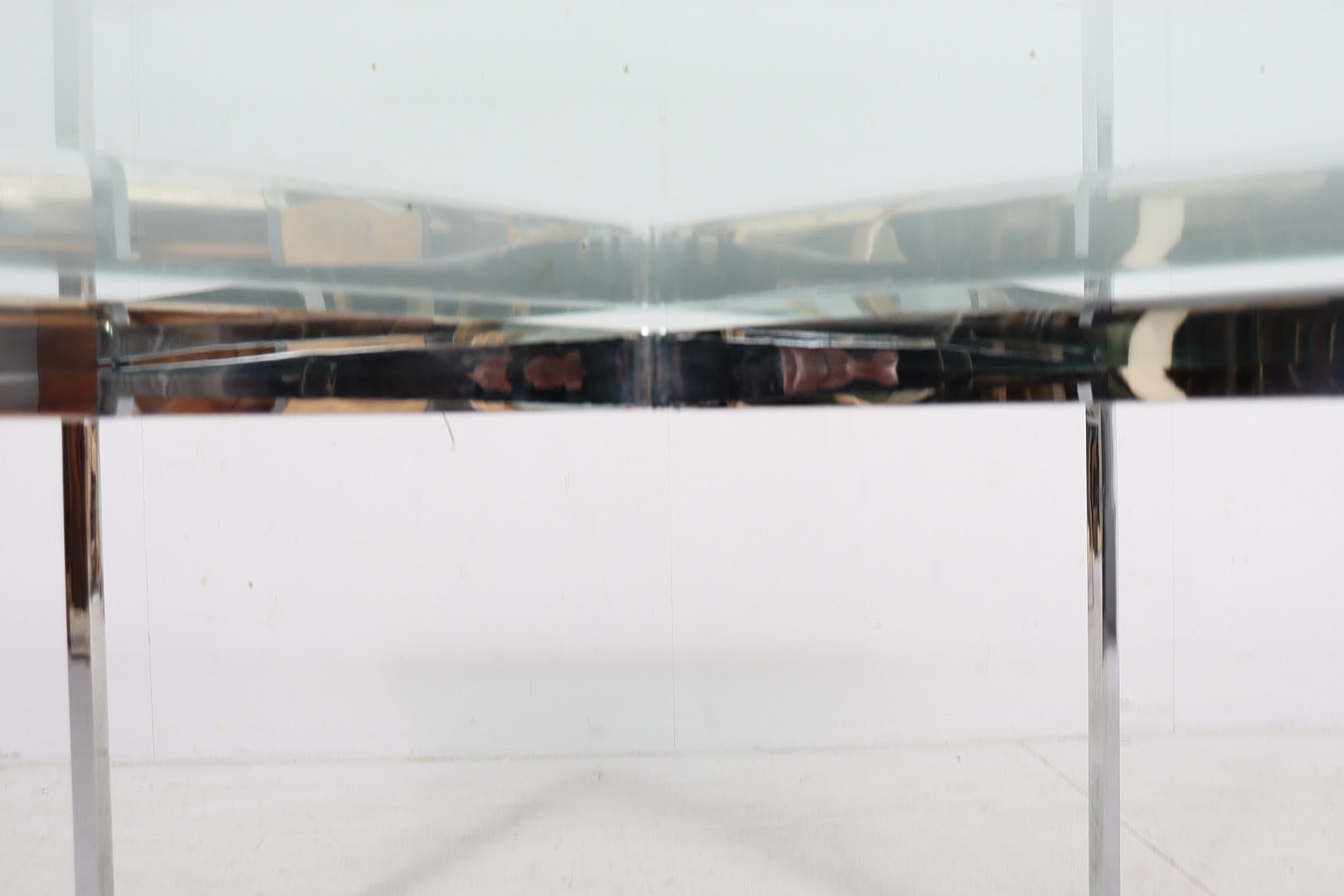 Barcelona Couchtisch/Coffee Table von Ludwig Mies van der Rohe für Knoll International, 1990er Jahre.