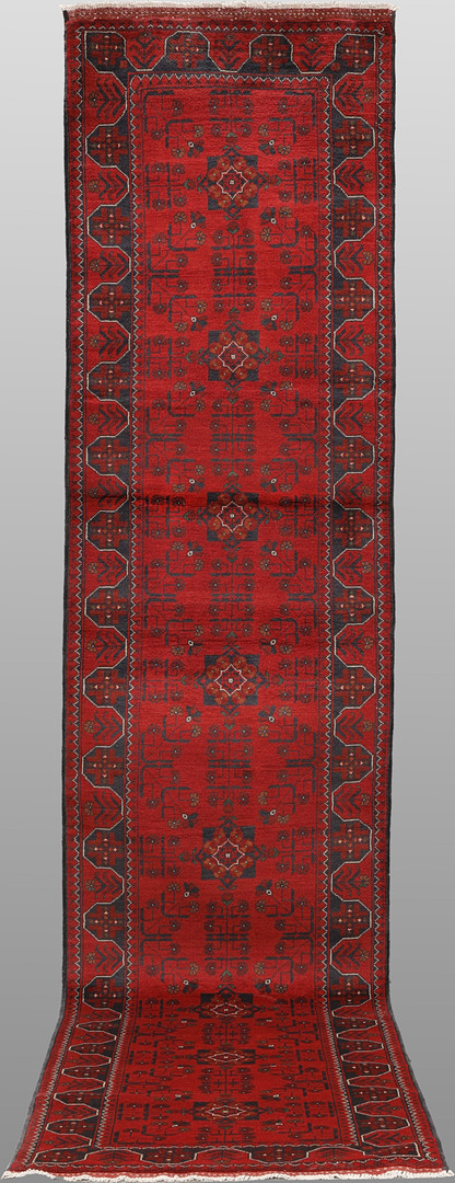 ORIENTMATTA. Afghan gallerimodell fine, 395 x 76 cm.