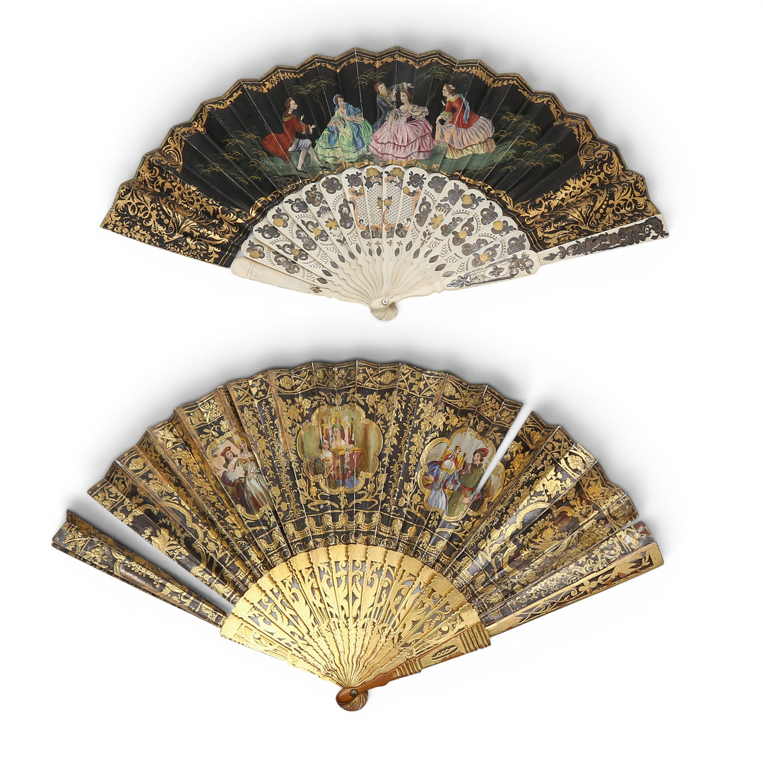 Two Elizabethan fans with gilt wood and bone sticks, second half of the 19th Century.