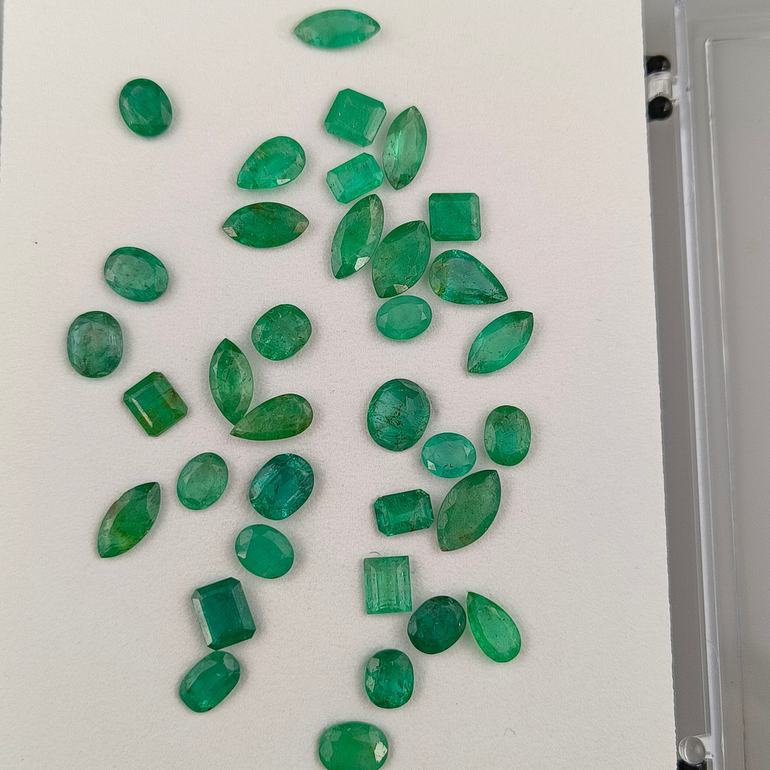 KONVOLUT LOSE SMARAGDE, 32,59 ct.